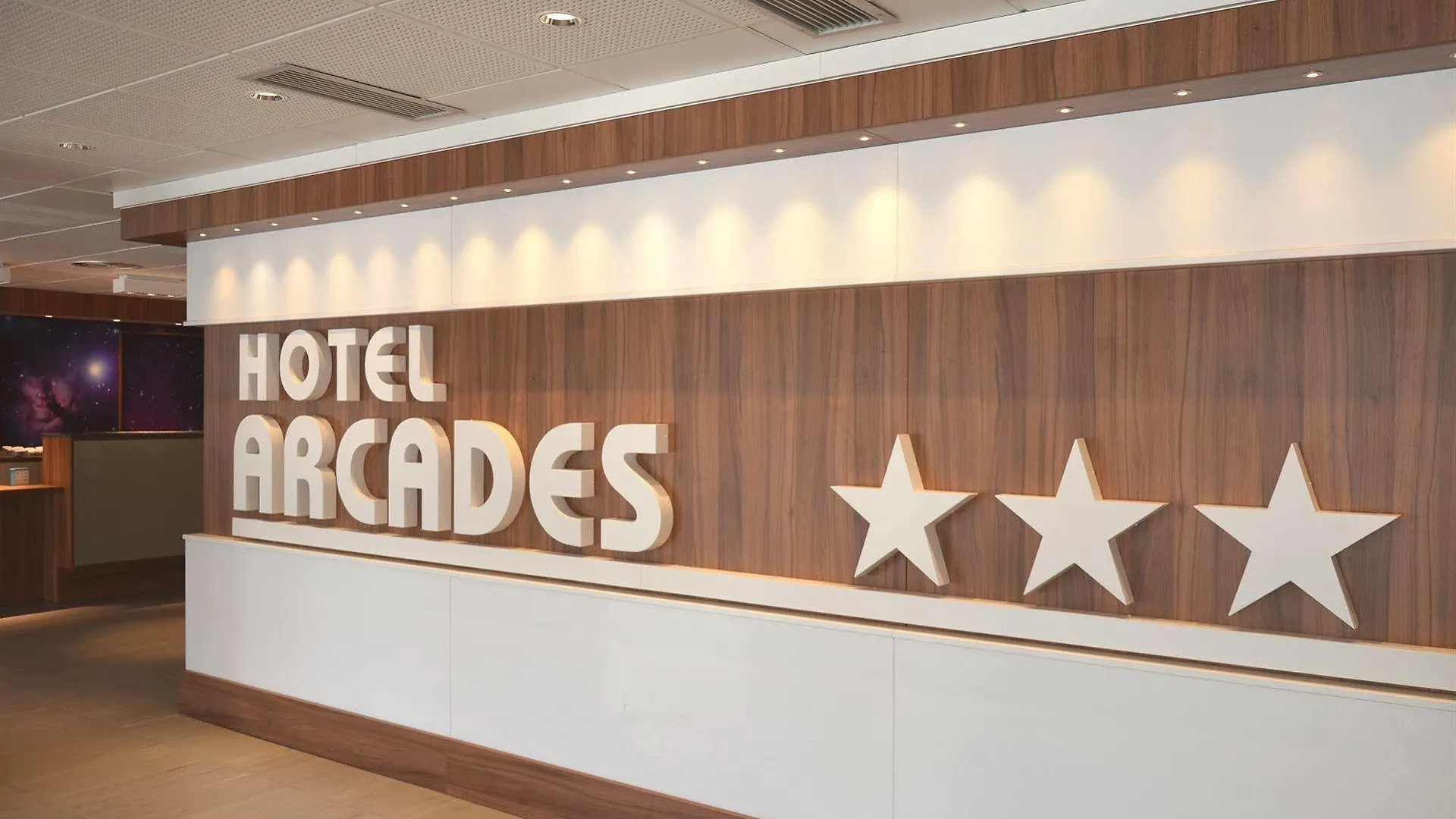 Hotel Hôtel Arcades Lourdes